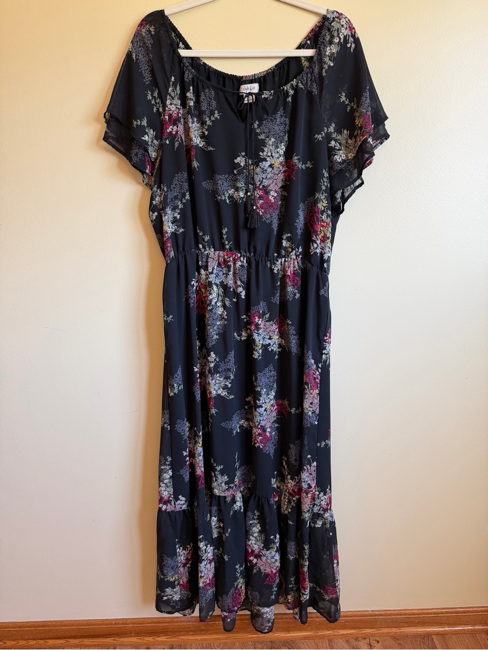 Style & Co XL Black Floral Maxi Dress Flutter Sleeve Boho Tassel RomanticTiered